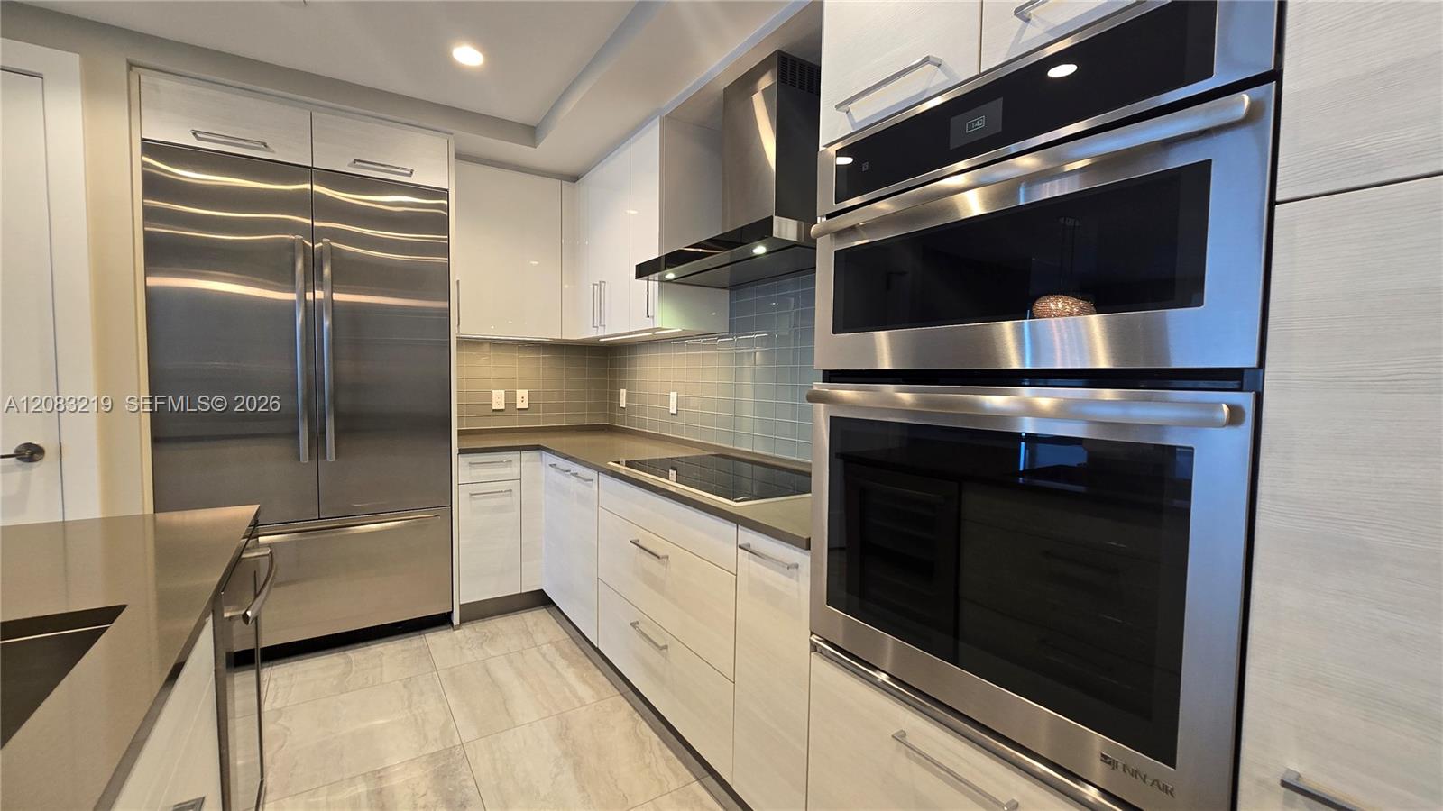 100 E Las Olas Boulevard 2202 Property Photo 5
