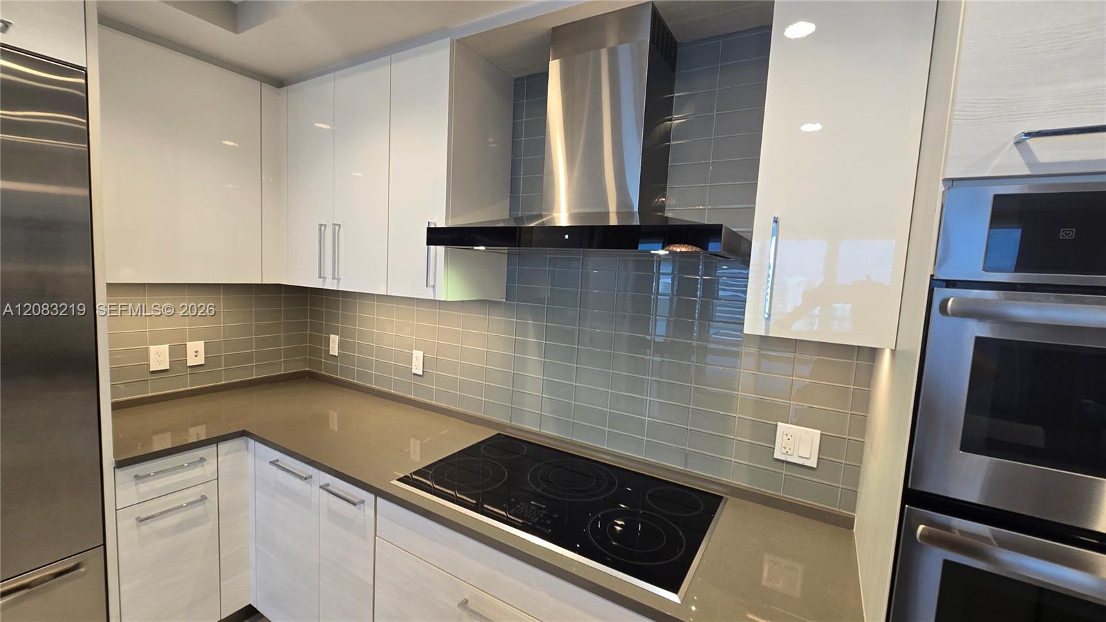 100 E Las Olas Boulevard 2202 Property Photo 8