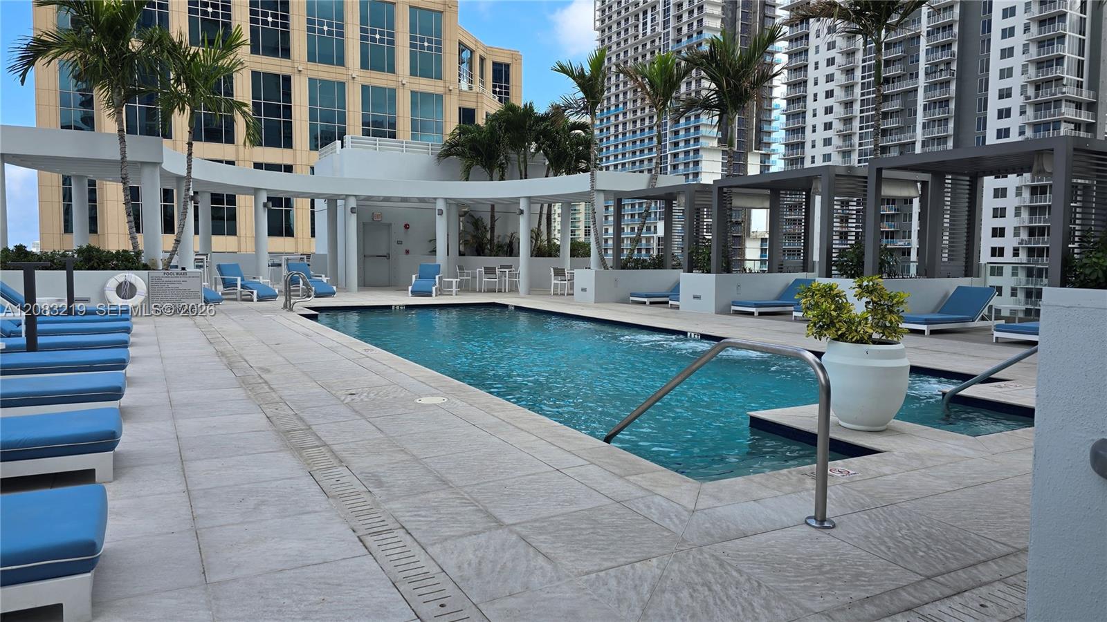 100 E Las Olas Boulevard 2202 Property Photo 47