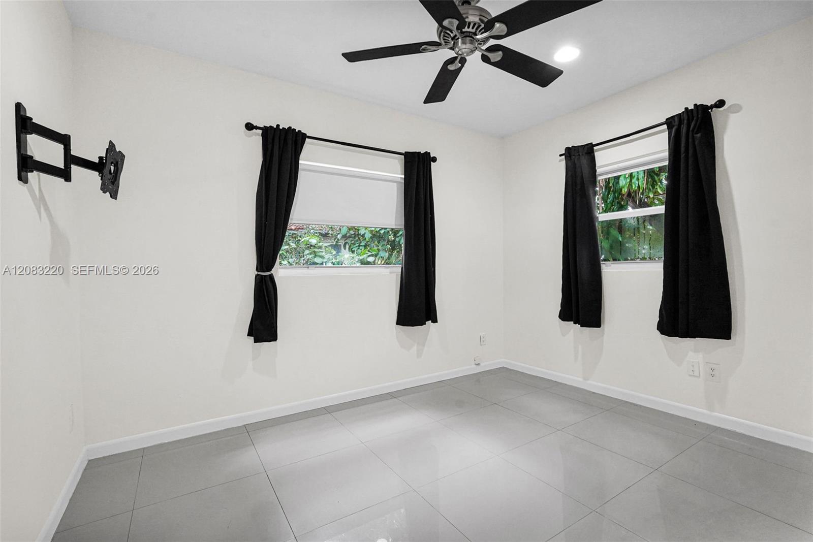 18 Nw 45th Street A Property Photo 18