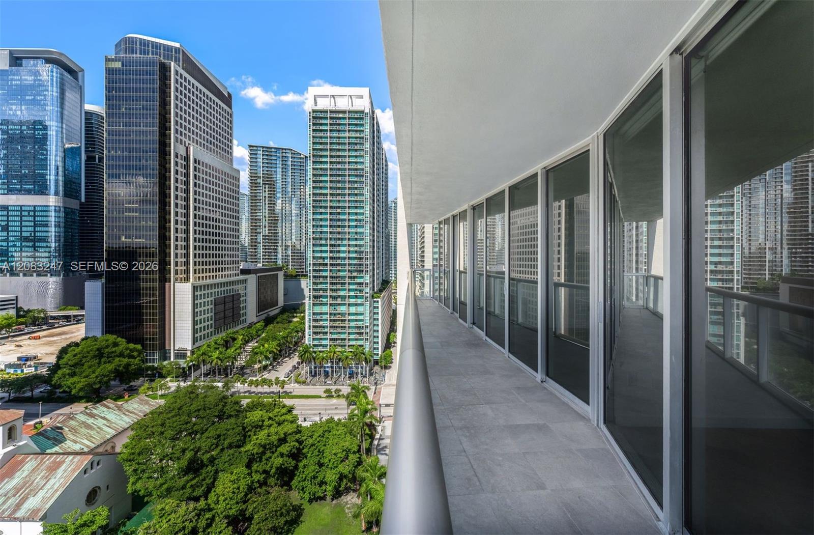 495 Brickell Avenue 1811 Property Photo 29