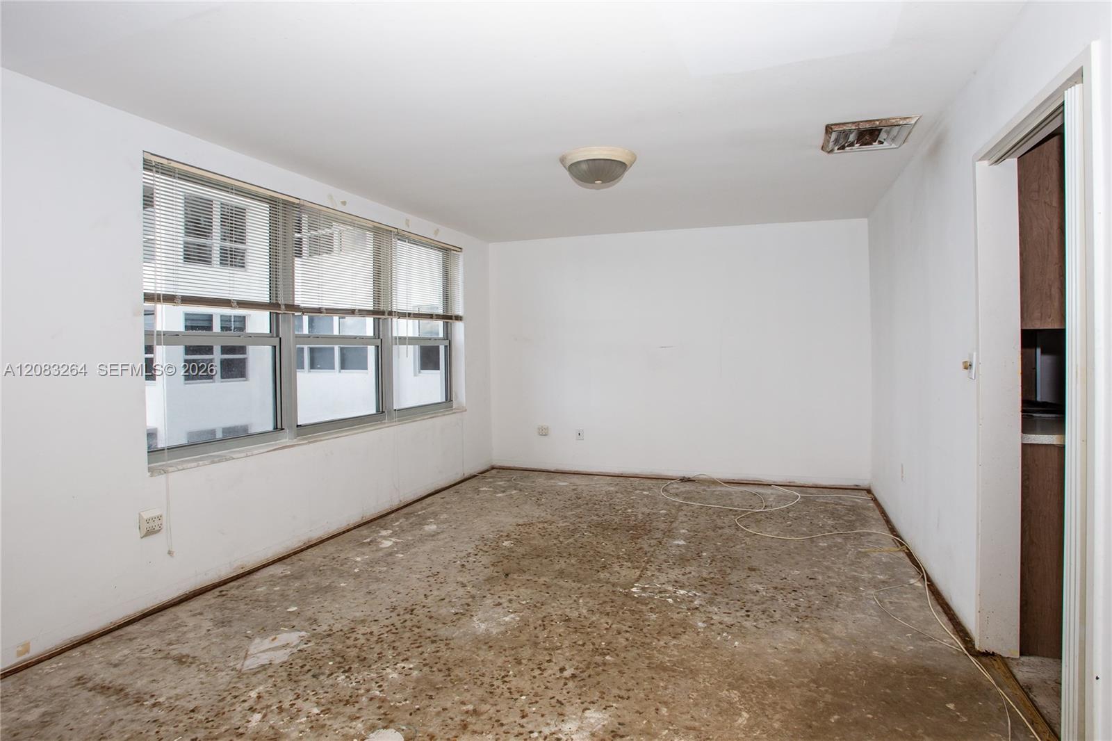 9100 W Bay Harbor Drive 5b Property Photo 6