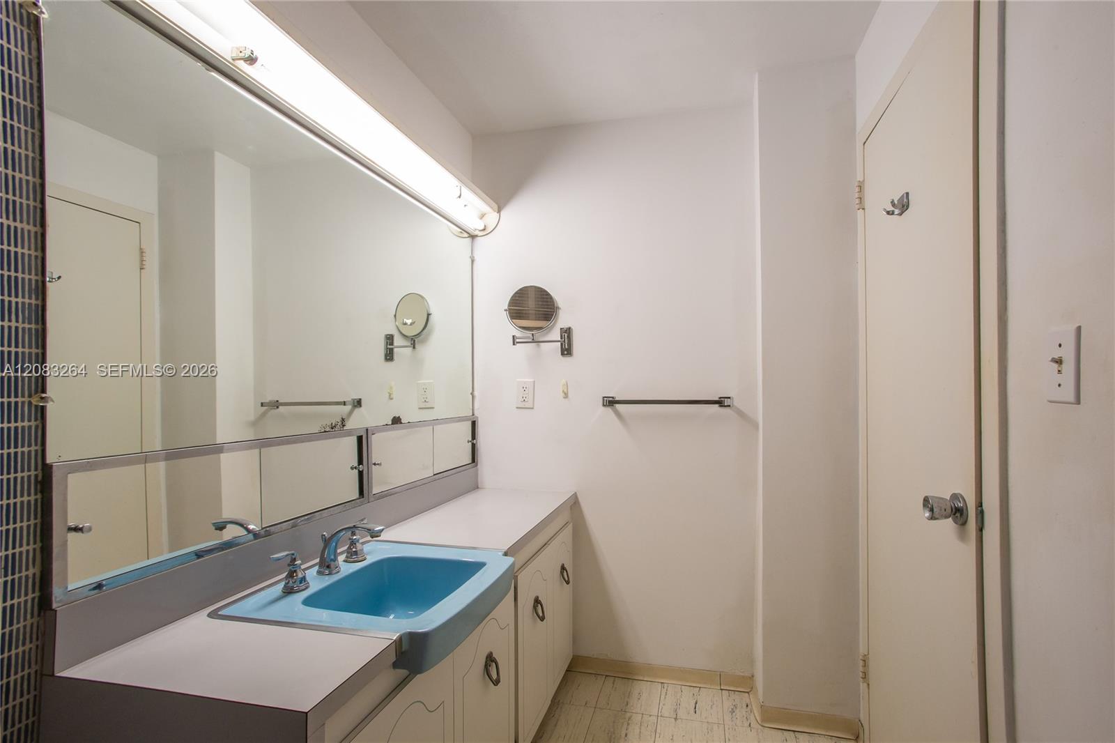 9100 W Bay Harbor Drive 5b Property Photo 18