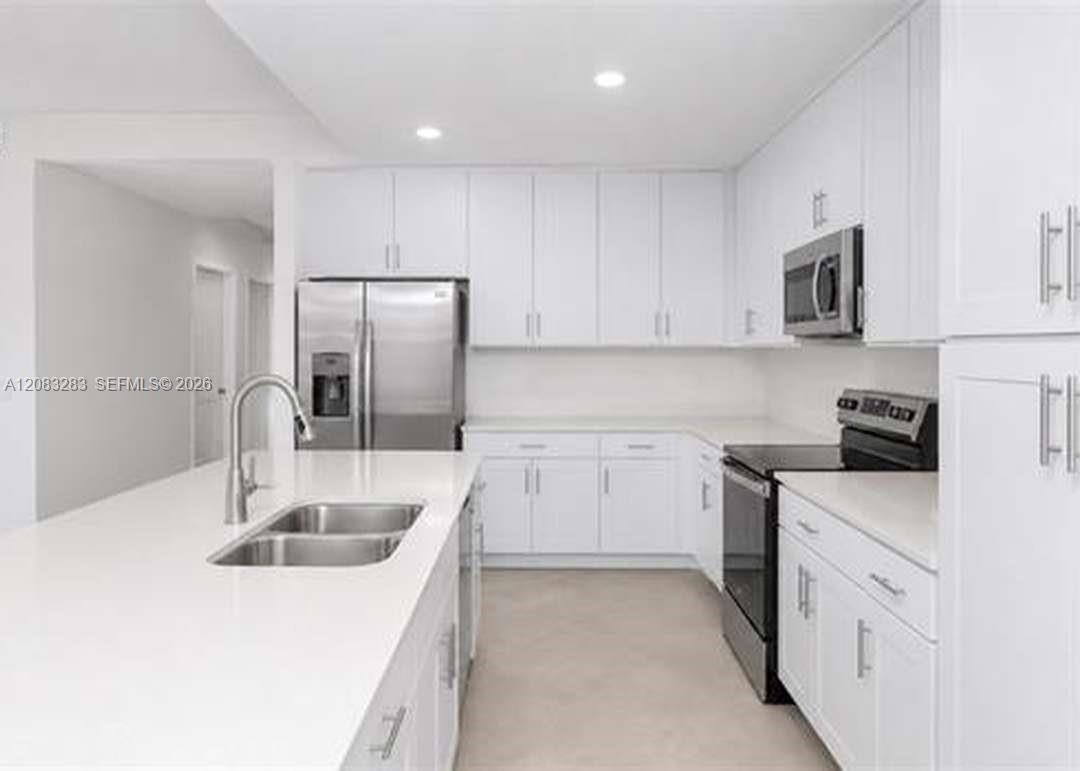 5651 Double Eagle Circle 4327 Property Photo 5