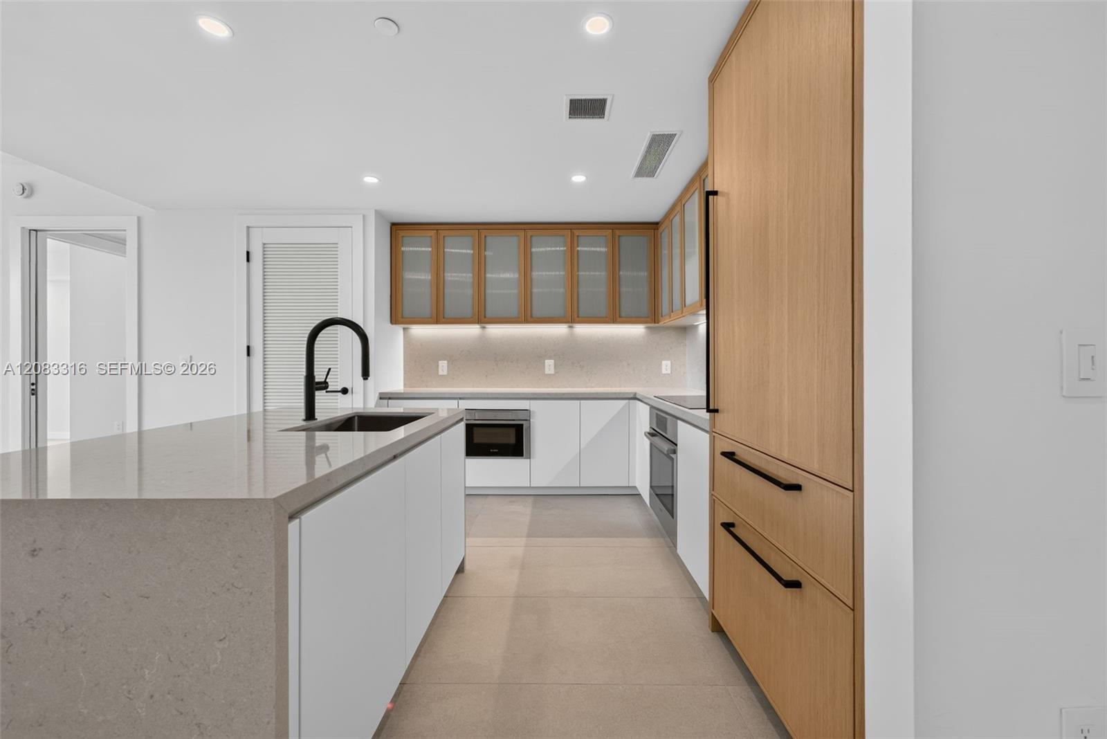 2200 Brickell Avenue 315 Property Photo 23