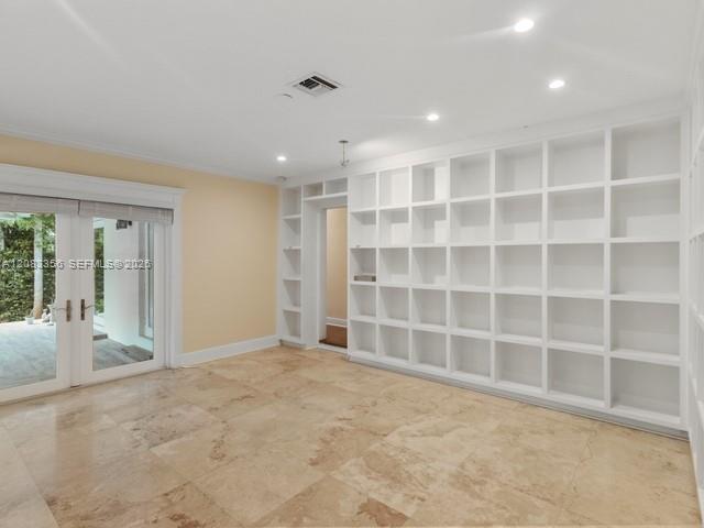 615 Santurce Avenue Property Photo 10