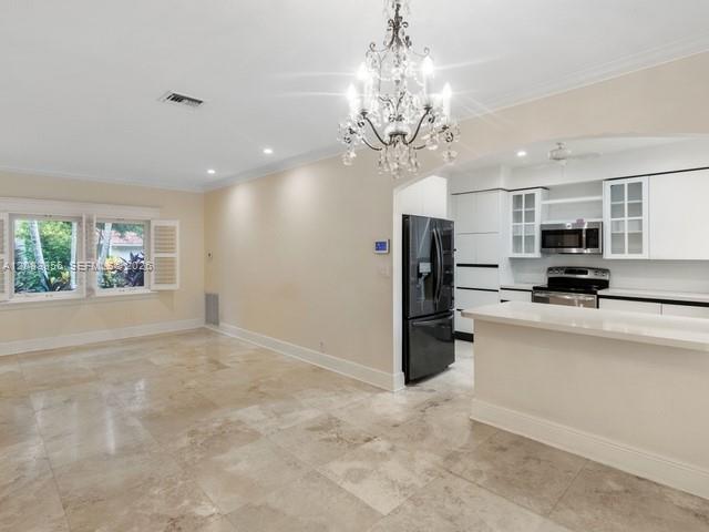 615 Santurce Avenue Property Photo 11