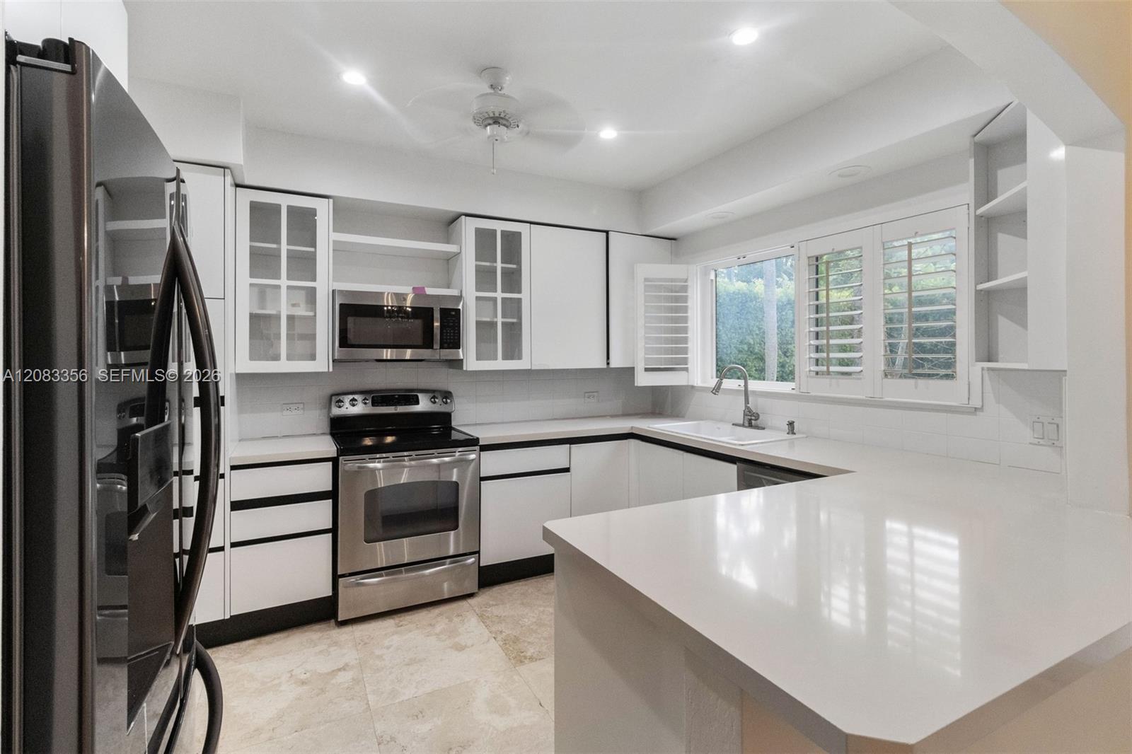 615 Santurce Avenue Property Photo 16