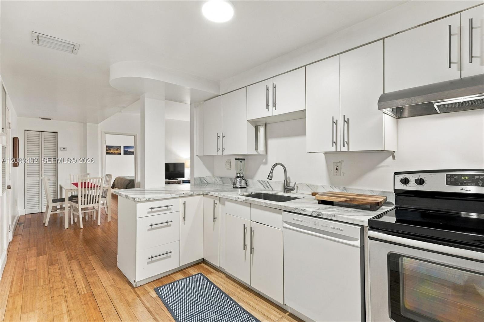 1051 Meridian Avenue 1e Property Photo 5