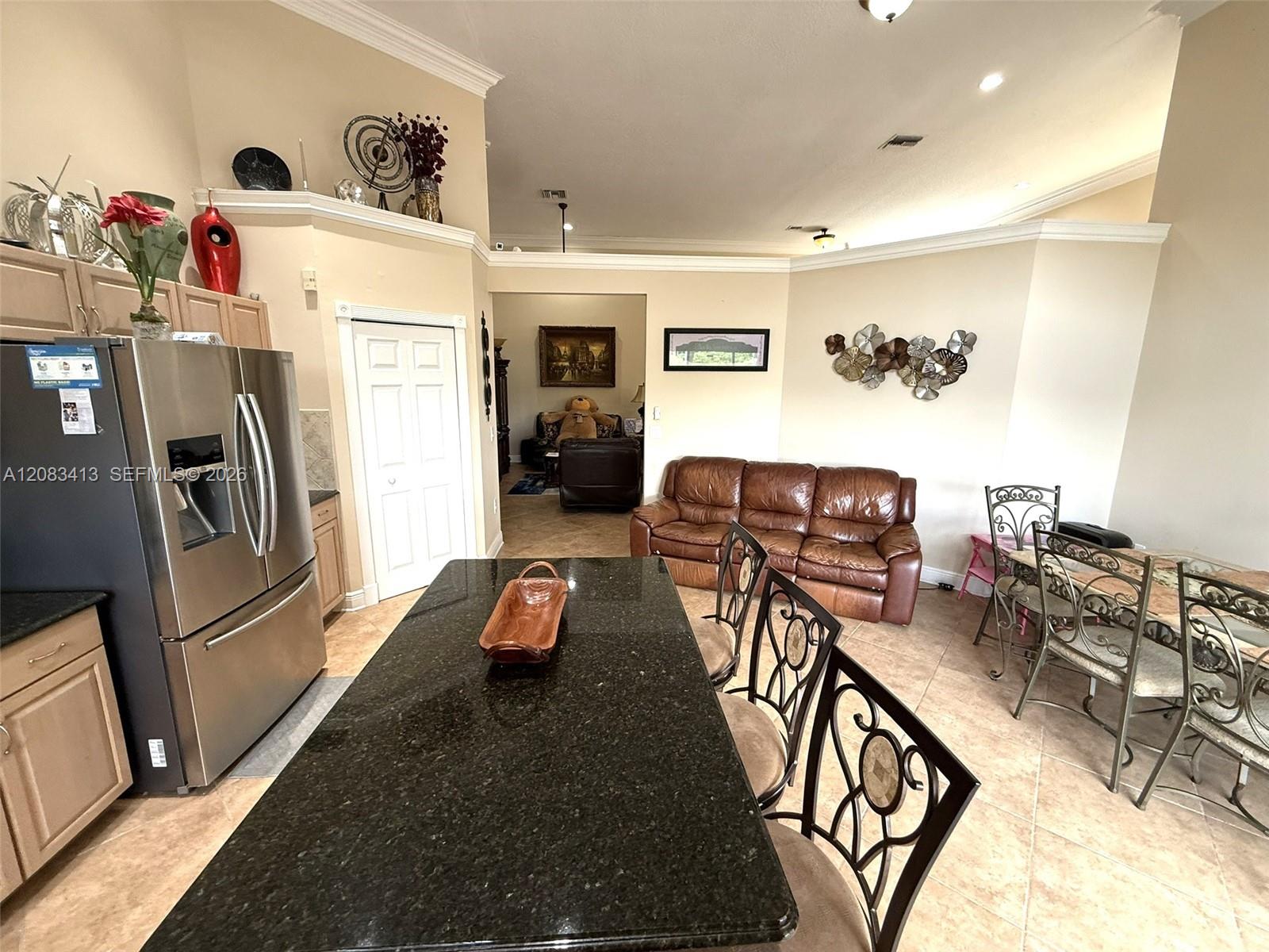 7705 Highlands Circle Property Photo 6
