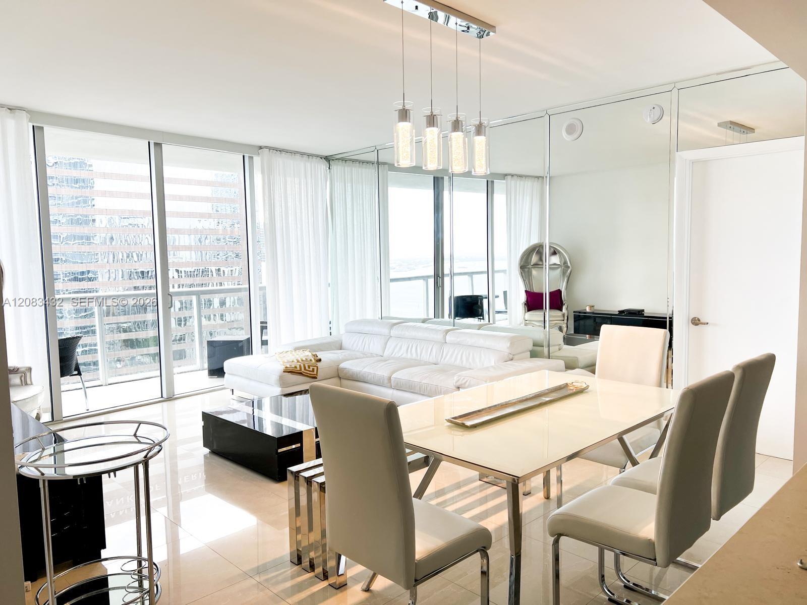 495 Brickell Avenue 2611 Property Photo 5
