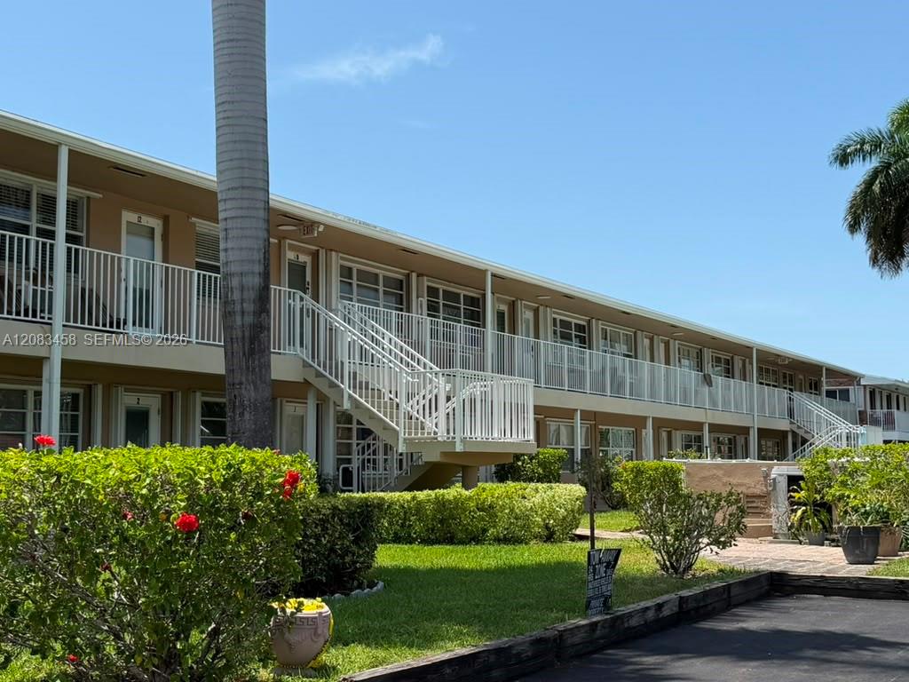 500 Layne Boulevard 15 Property Photo 1