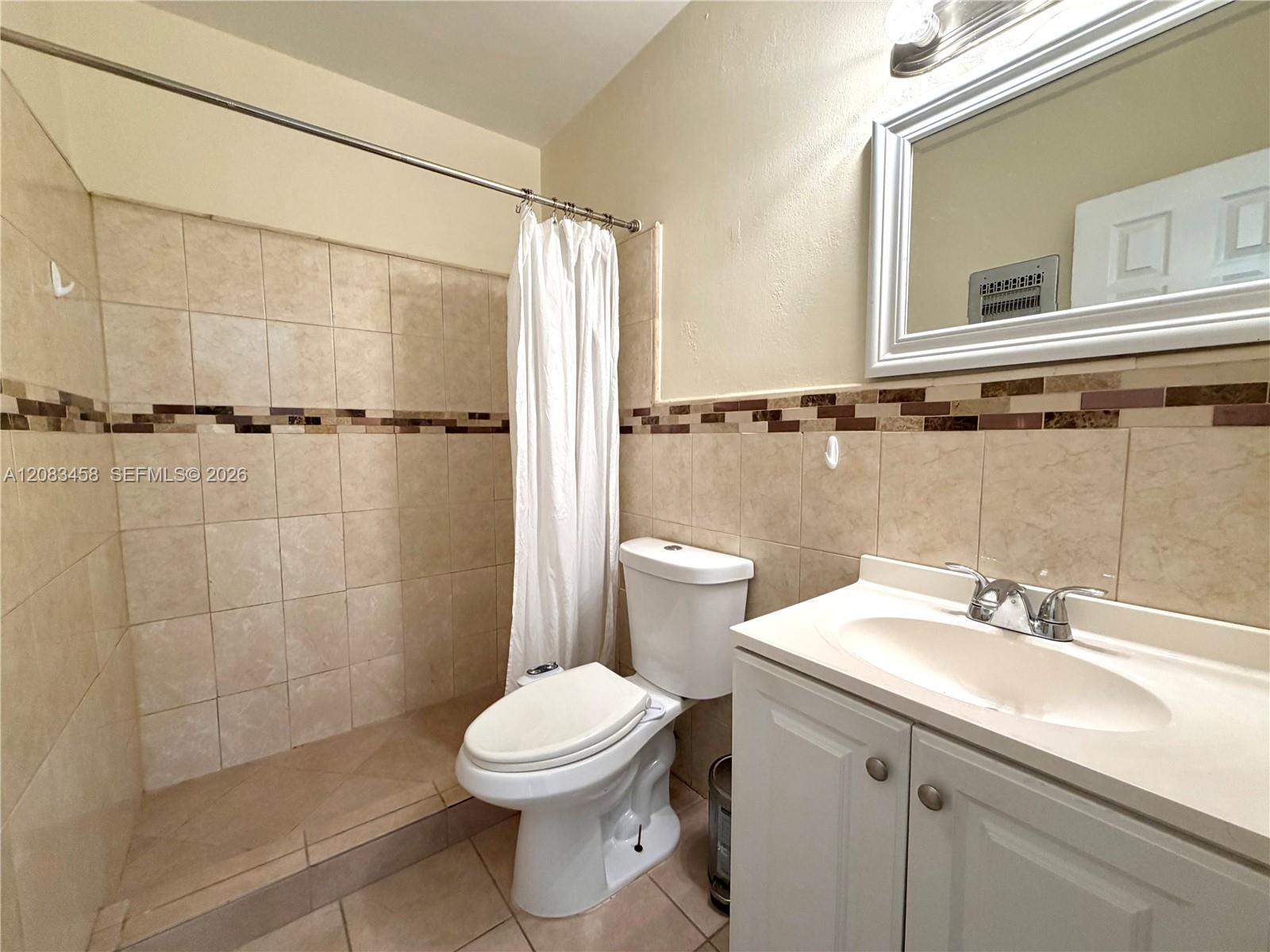 500 Layne Boulevard 15 Property Photo 7