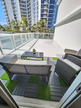 19201 Collins Avenue Property Photo 2