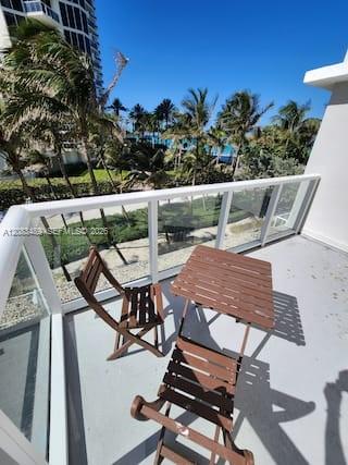 19201 Collins Avenue Property Photo 3