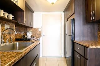 19201 Collins Avenue Property Photo 15