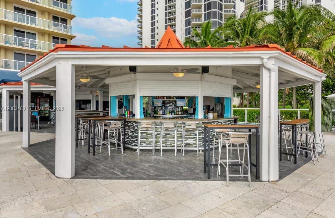 19201 Collins Avenue Property Photo 25