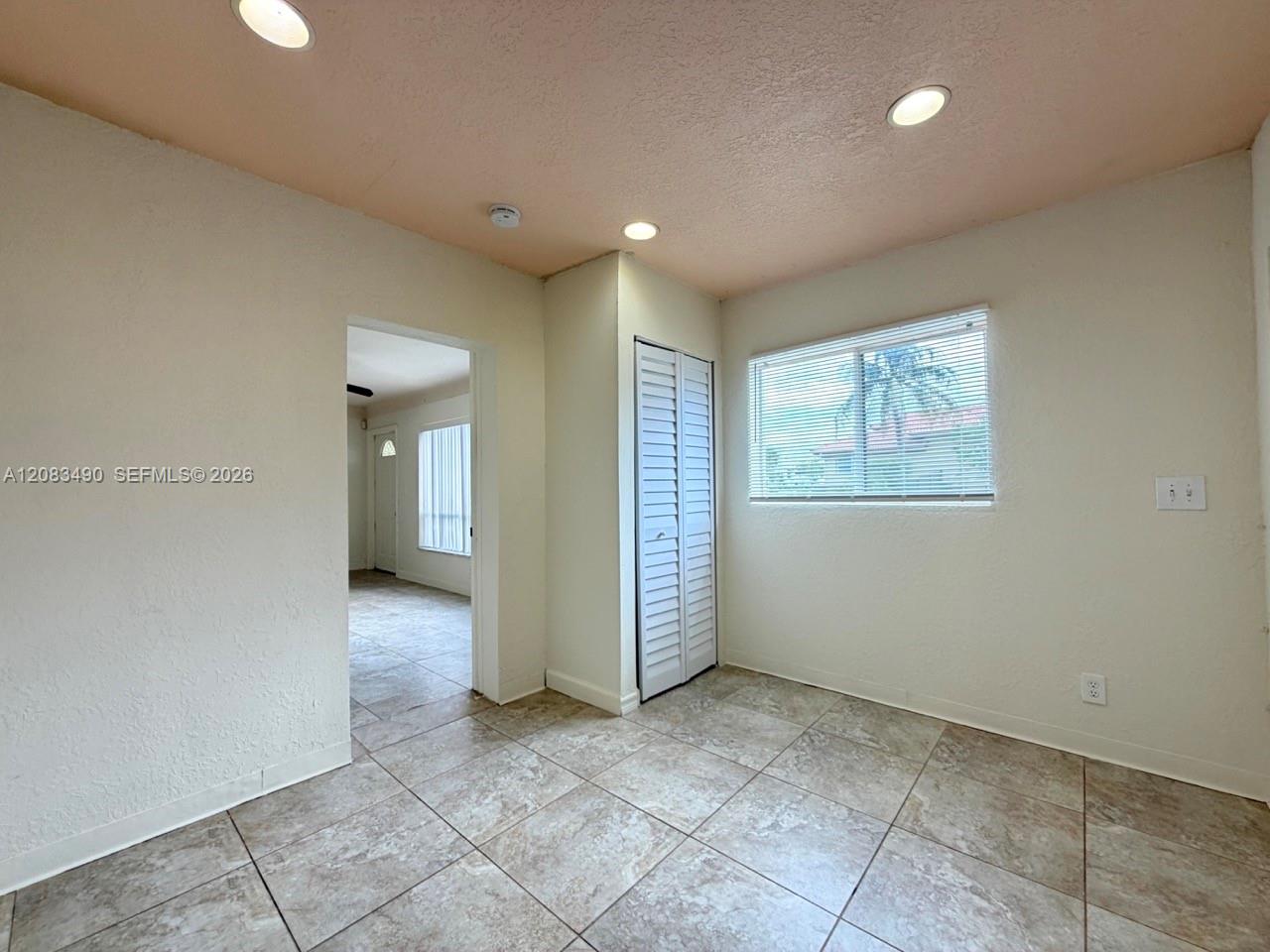 231 Nw 4th Street Property Photo 5