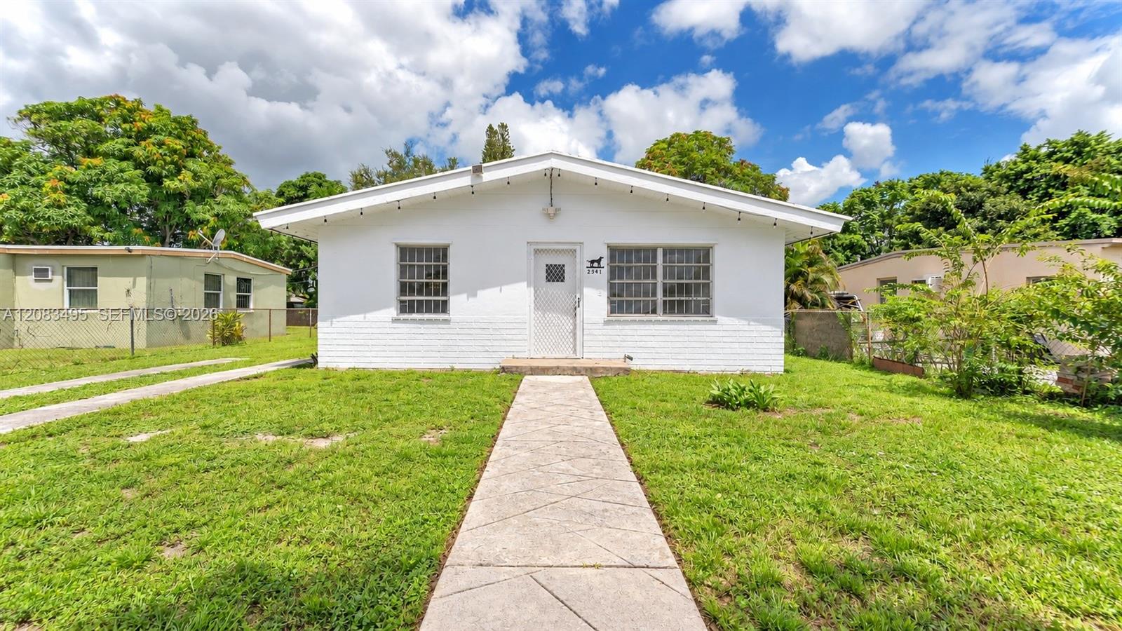 2341 Rutland Street Property Photo 2