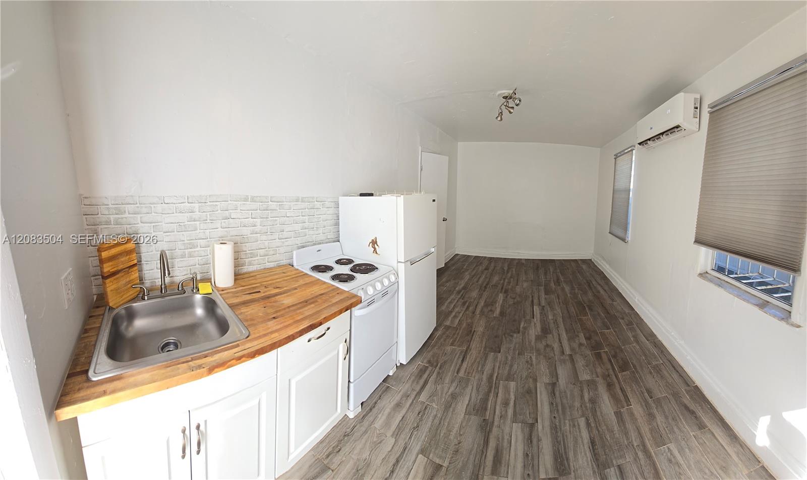 455 Ne 131st Street Property Photo 10
