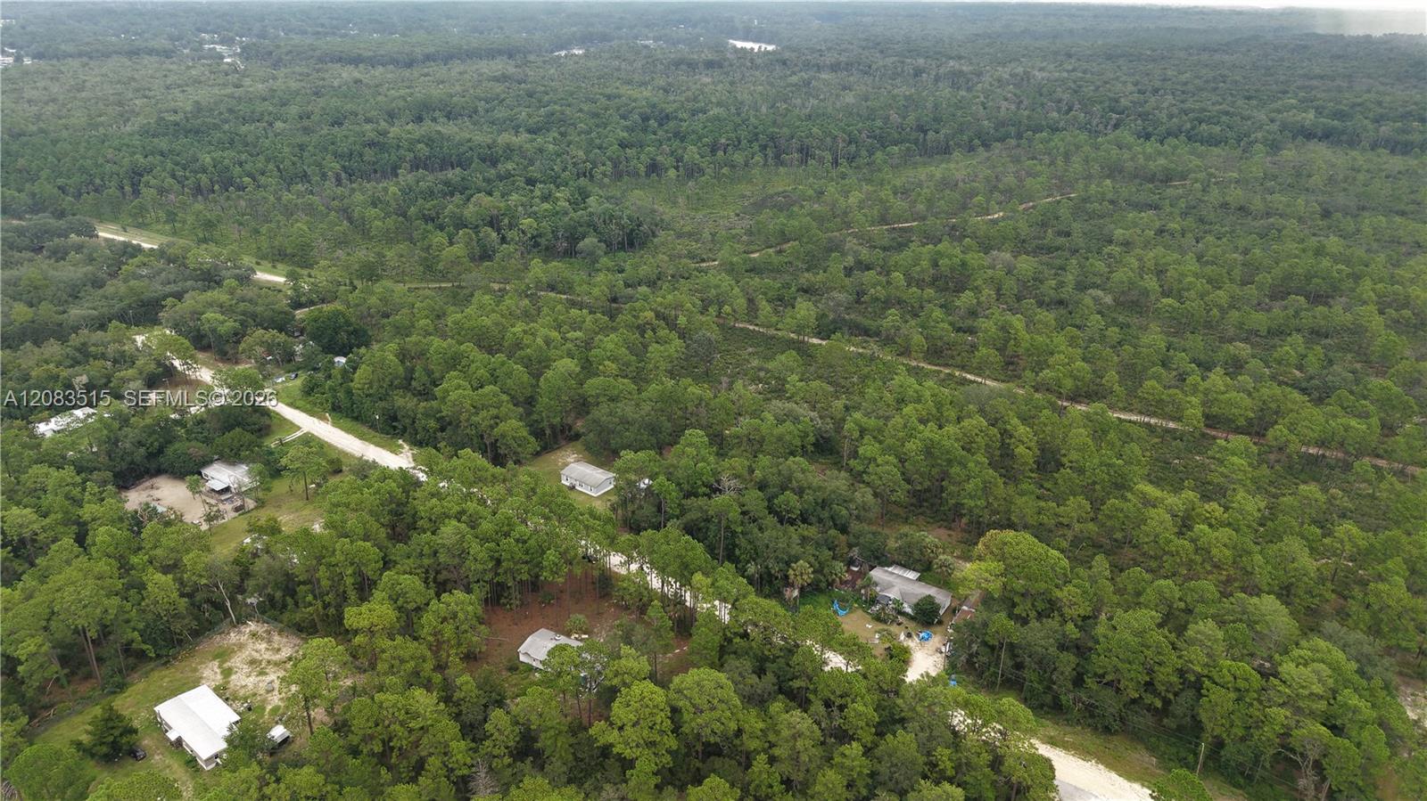 119 Fox Den Property Photo 3