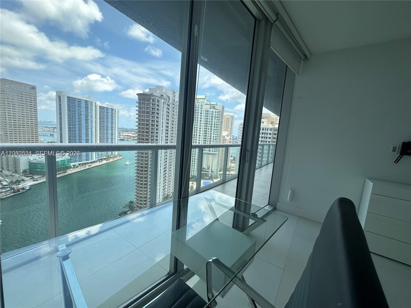 495 Brickell Avenue 2702 Property Photo 8