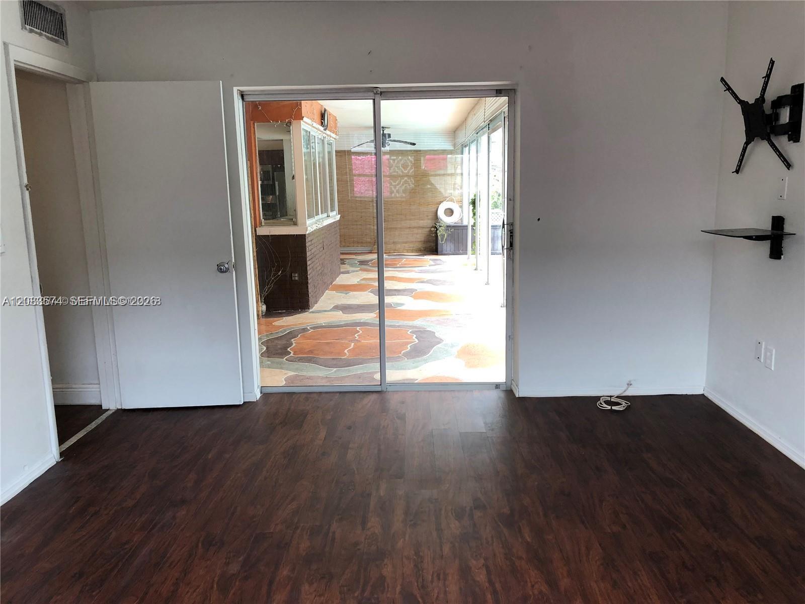 3309 Acapulco Drive Property Photo 16