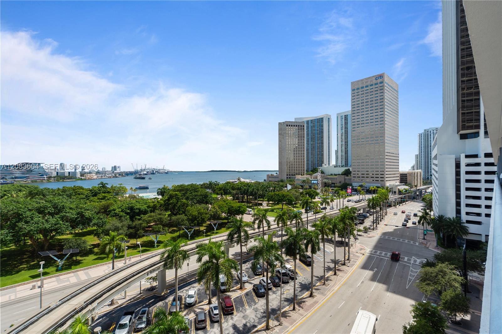 50 Biscayne Boulevard 902 Property Photo 1