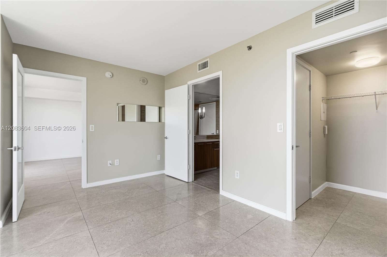 50 Biscayne Boulevard 902 Property Photo 27