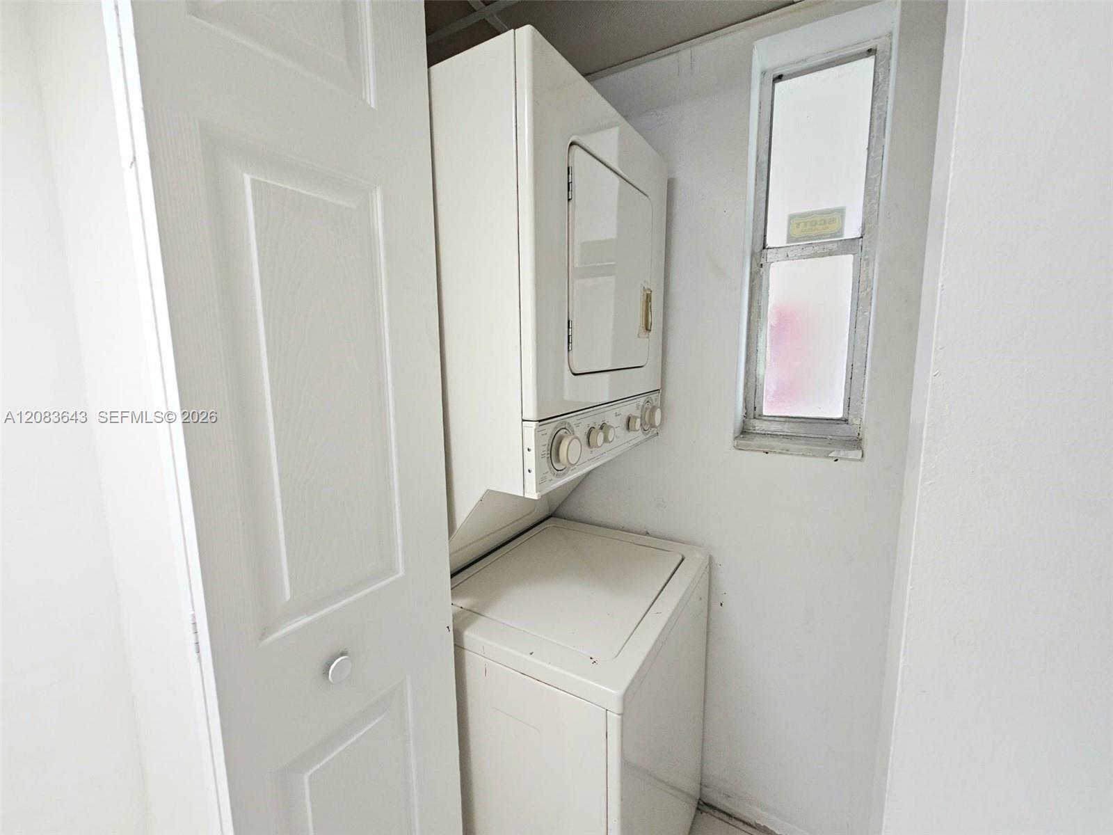 8001 Fairview Drive 206 Property Photo 7