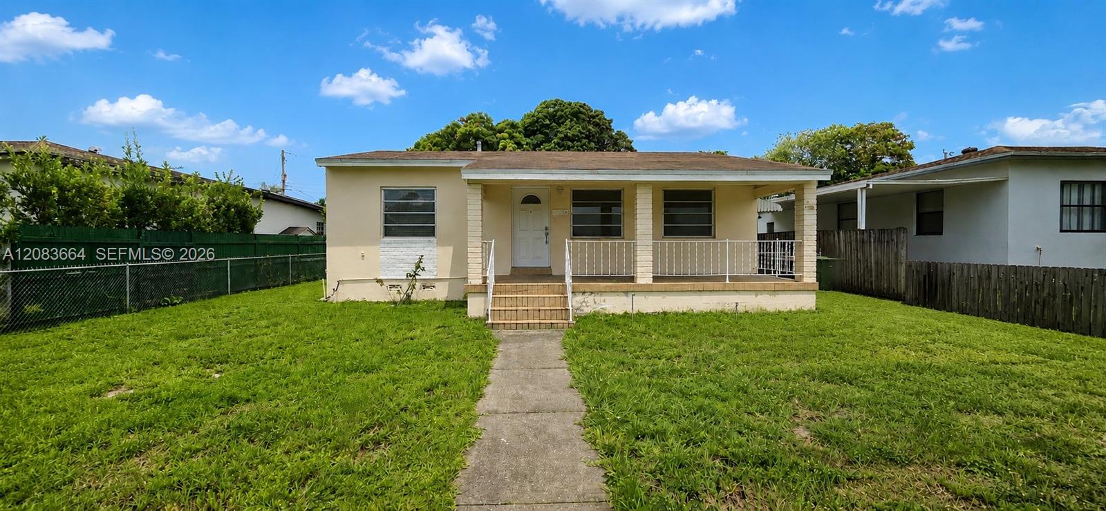 126 W 35th Street Property Photo 1