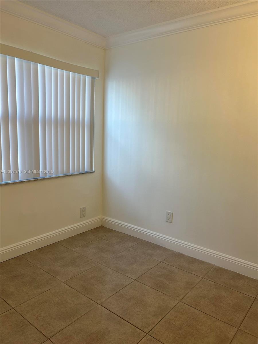 3410 Foxcroft Road 101 Property Photo 8