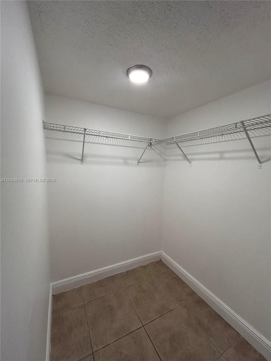 3410 Foxcroft Road 101 Property Photo 9