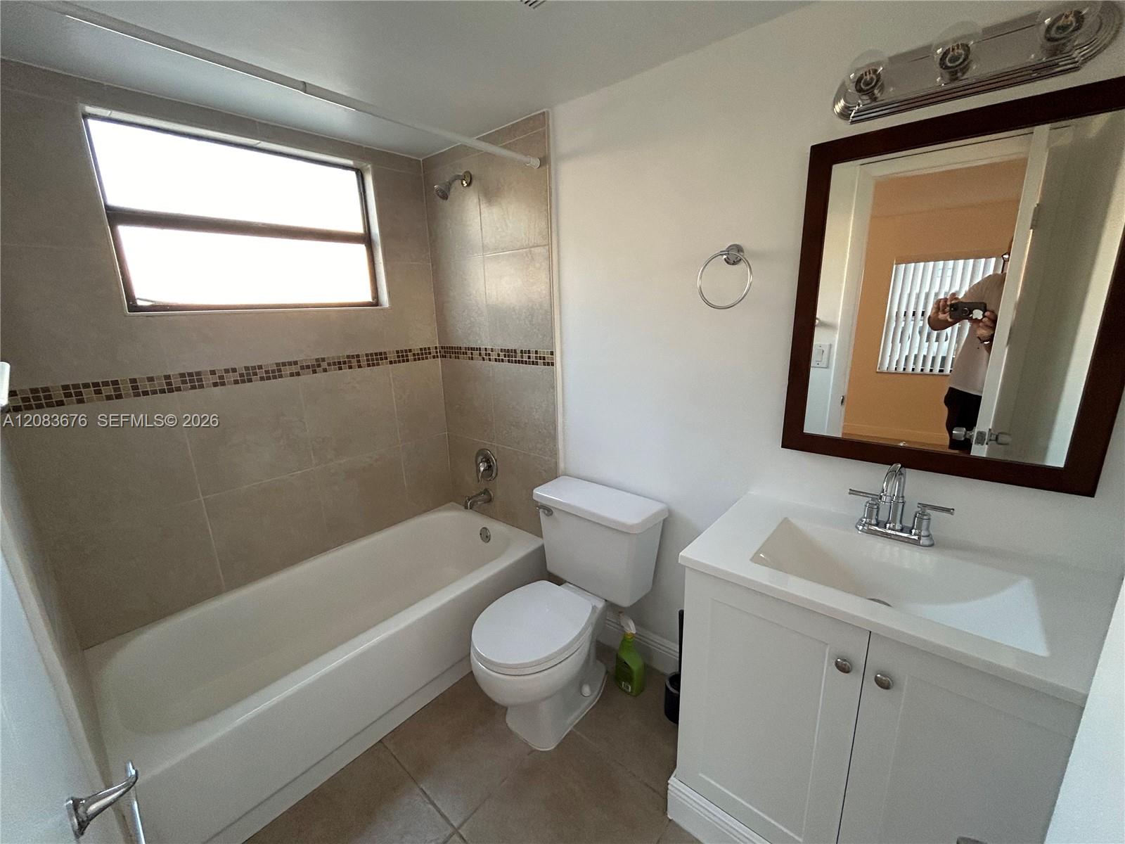 3410 Foxcroft Road 101 Property Photo 10