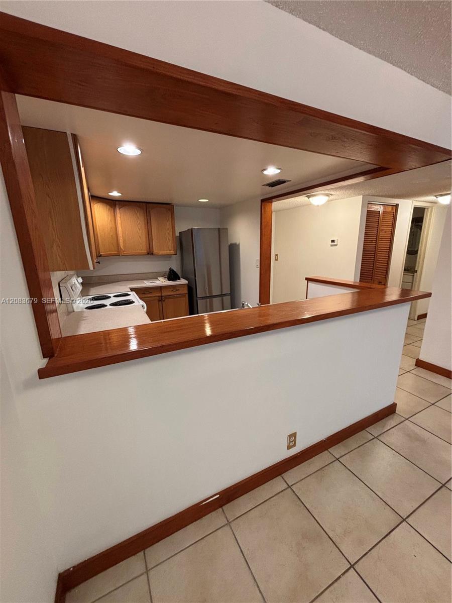 20860 San Simeon Way 303-6 Property Photo 2