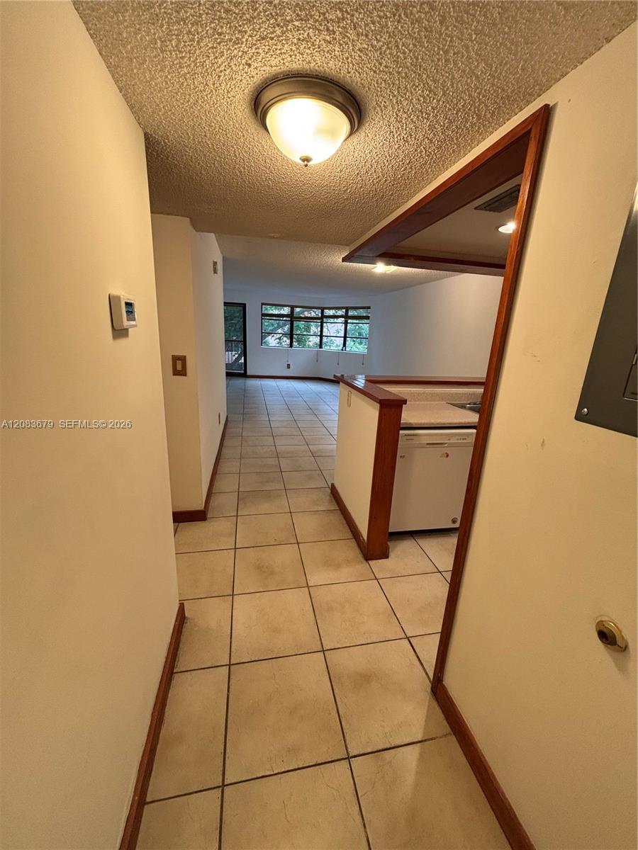 20860 San Simeon Way 303-6 Property Photo 14