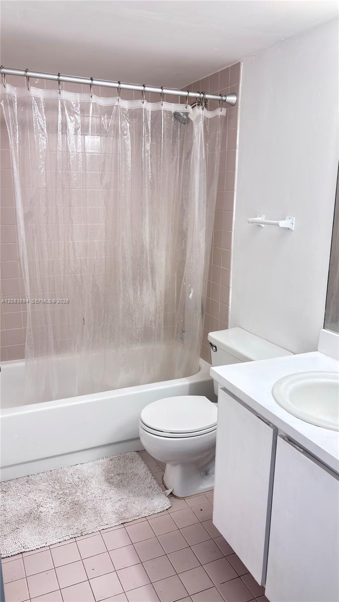 8240 Sw 210th Street 101 Property Photo 18