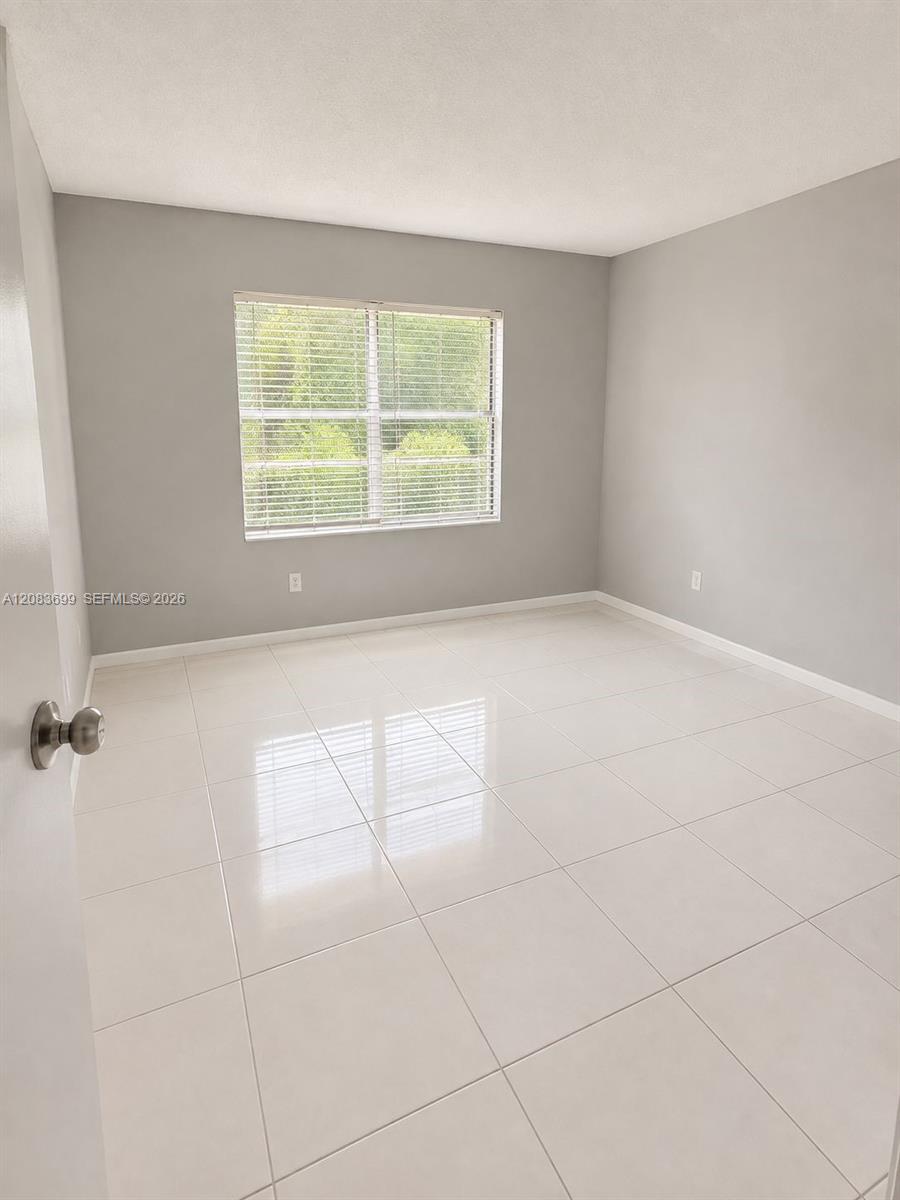 128 S Cypress Road 816 Property Photo 6
