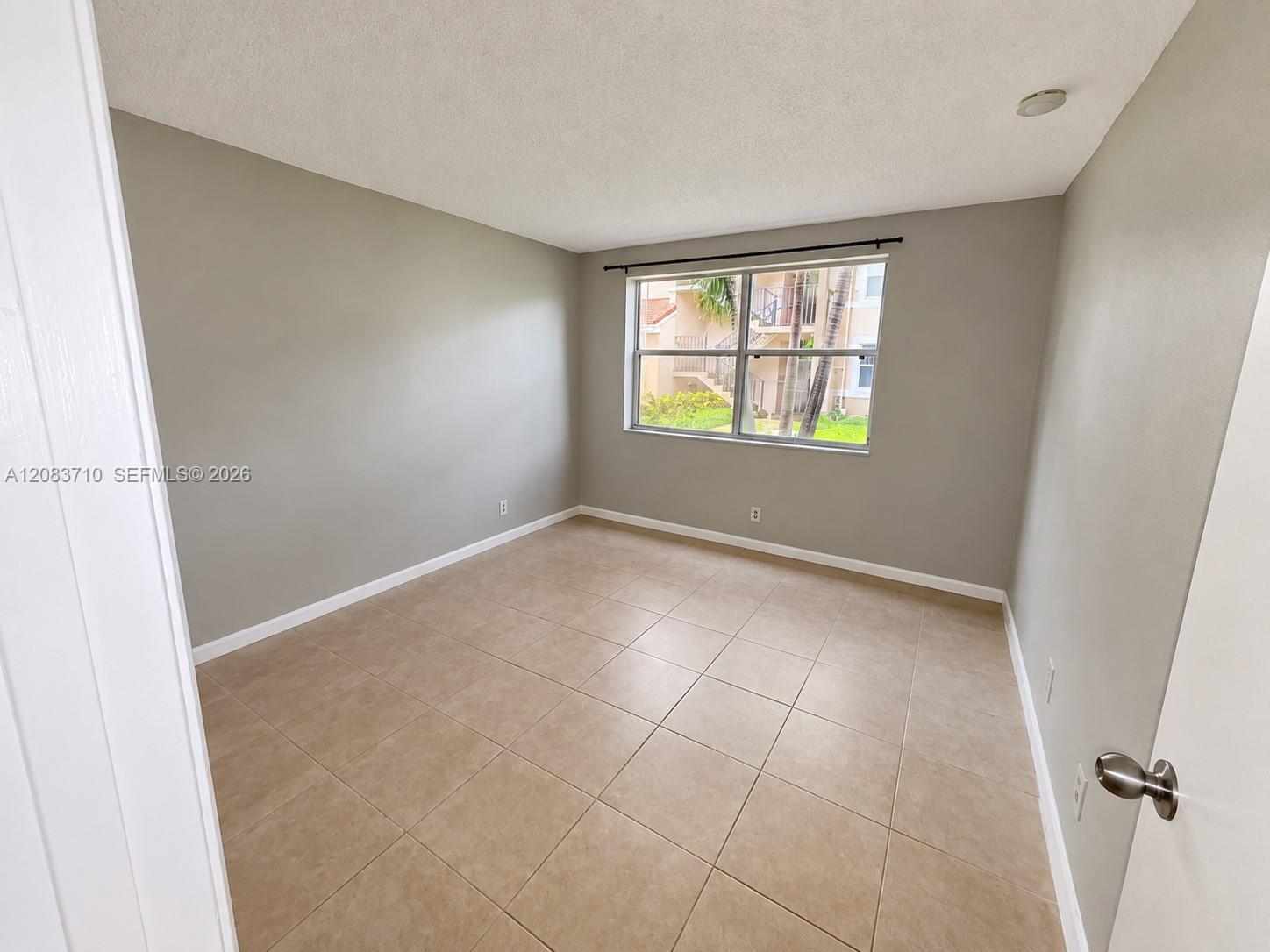 8821 Wiles Road 102 Property Photo 11