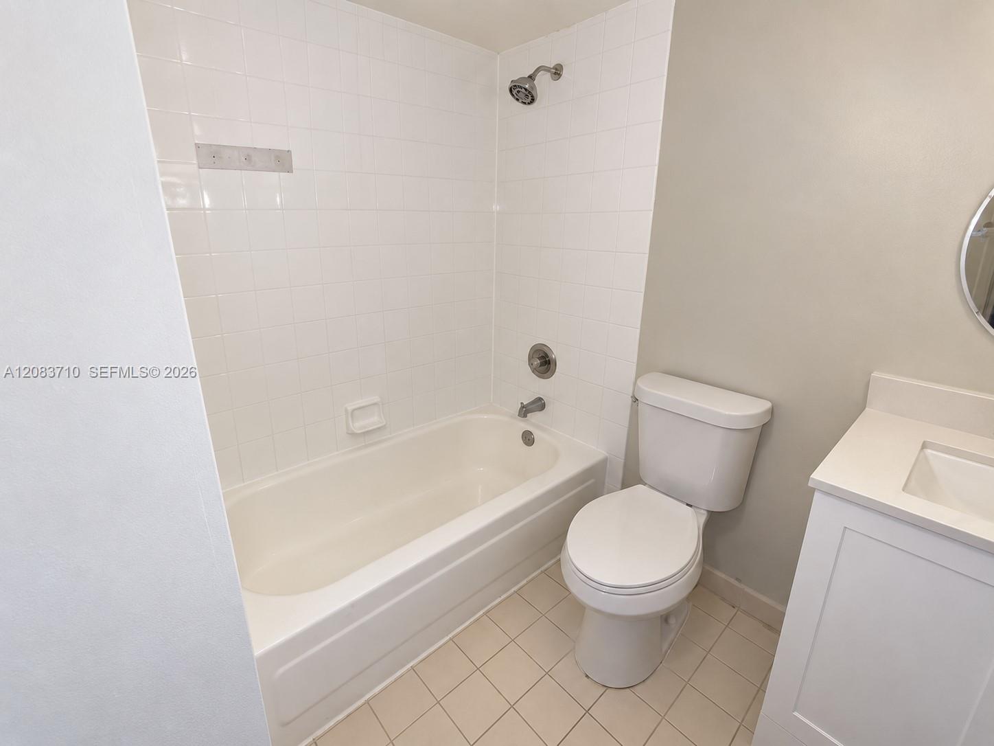8821 Wiles Road 102 Property Photo 19
