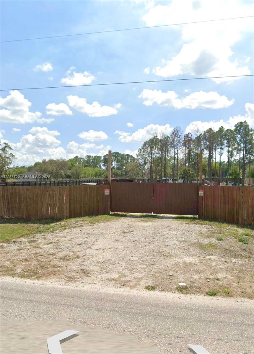 490 Avenida Del Sur Property Photo 2