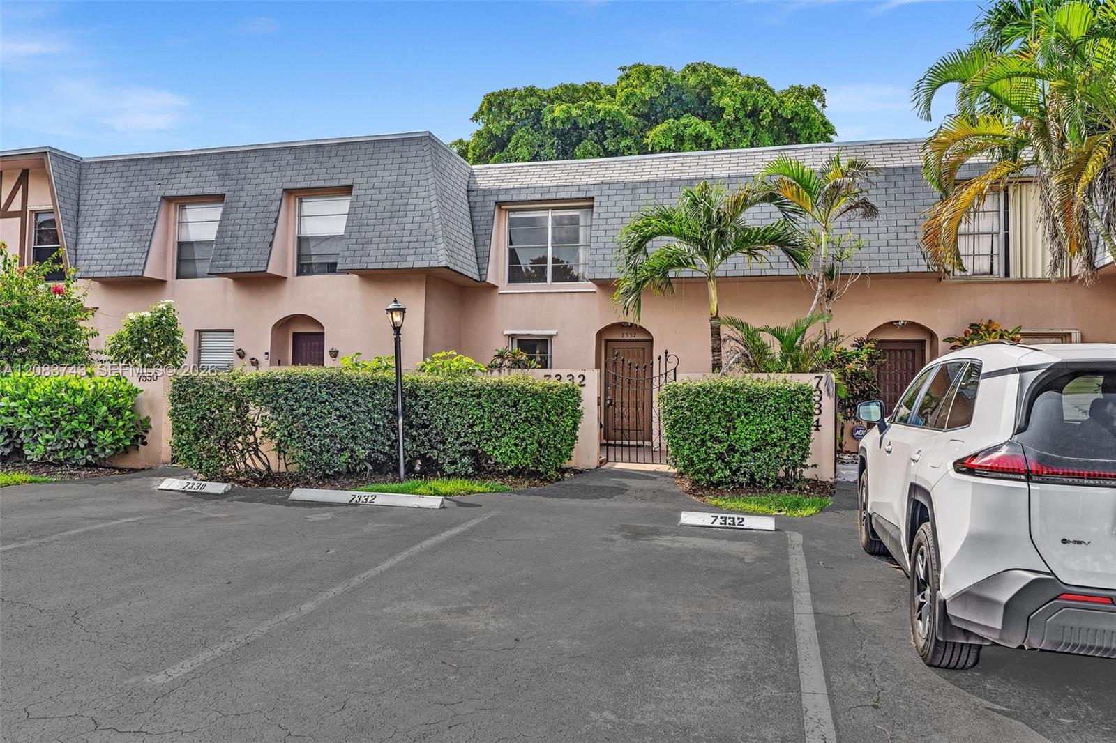 7332 SW 25th Court 12
