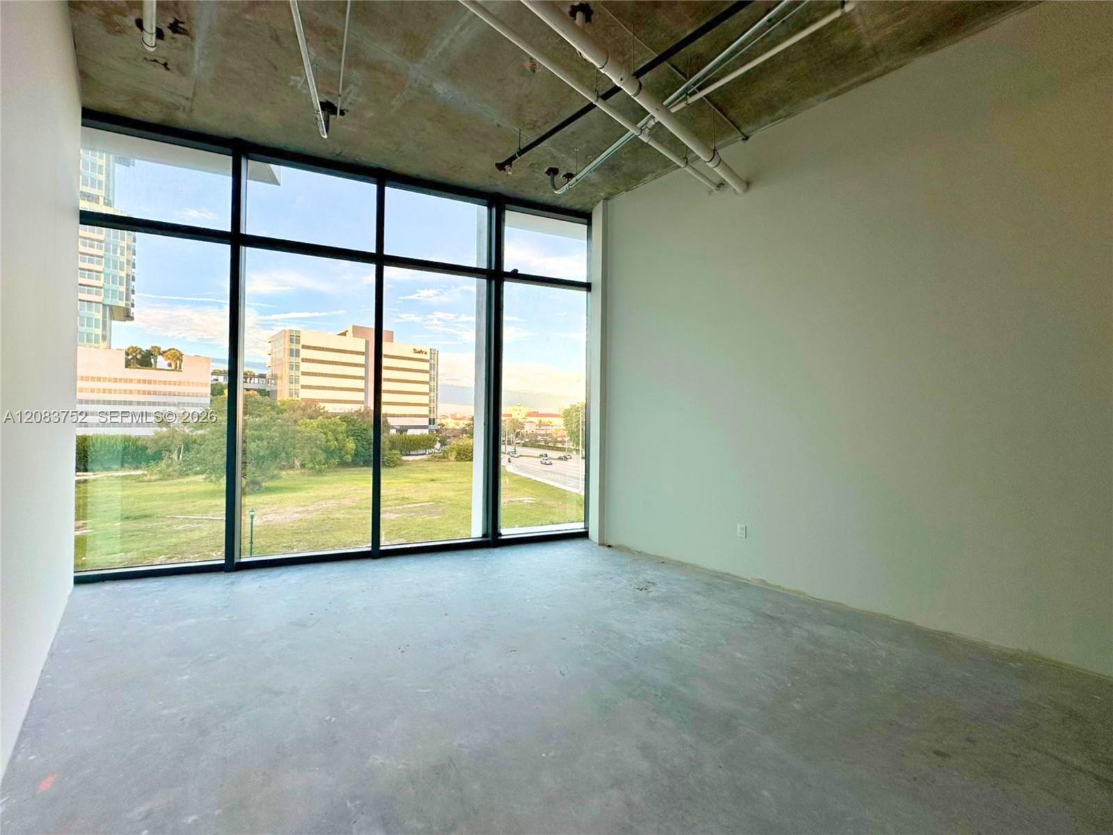 21290 Biscayne Boulevard 303 Property Photo 11