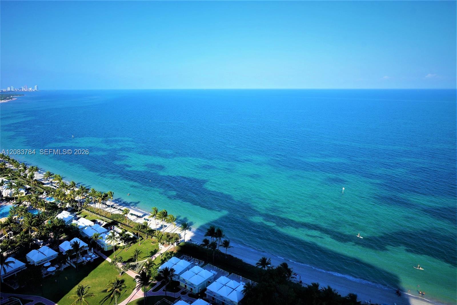 881 Ocean Drive 25e Property Photo 2