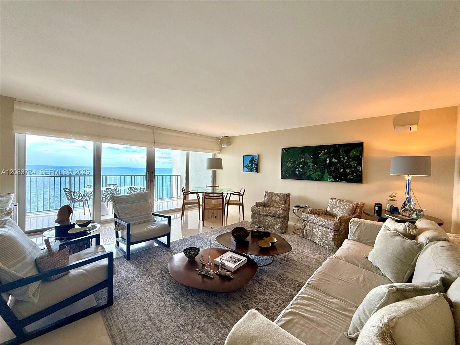 881 Ocean Drive 25e Property Photo 11