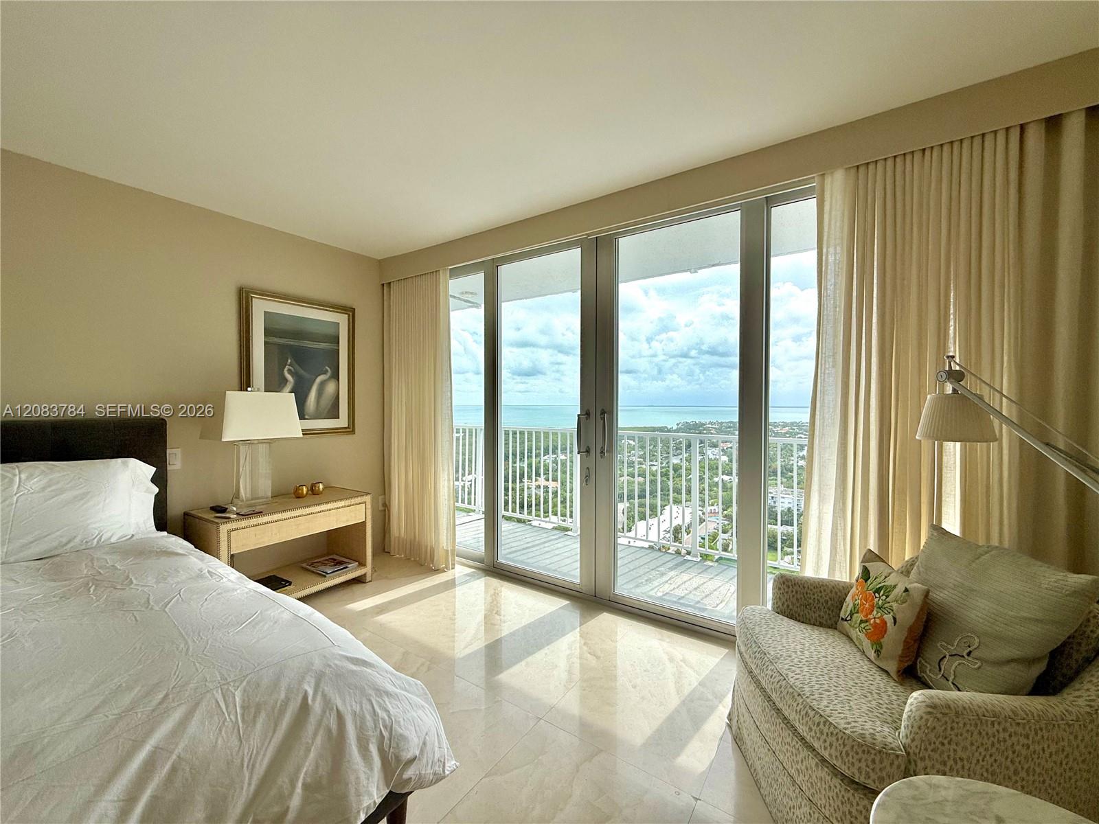881 Ocean Drive 25e Property Photo 22