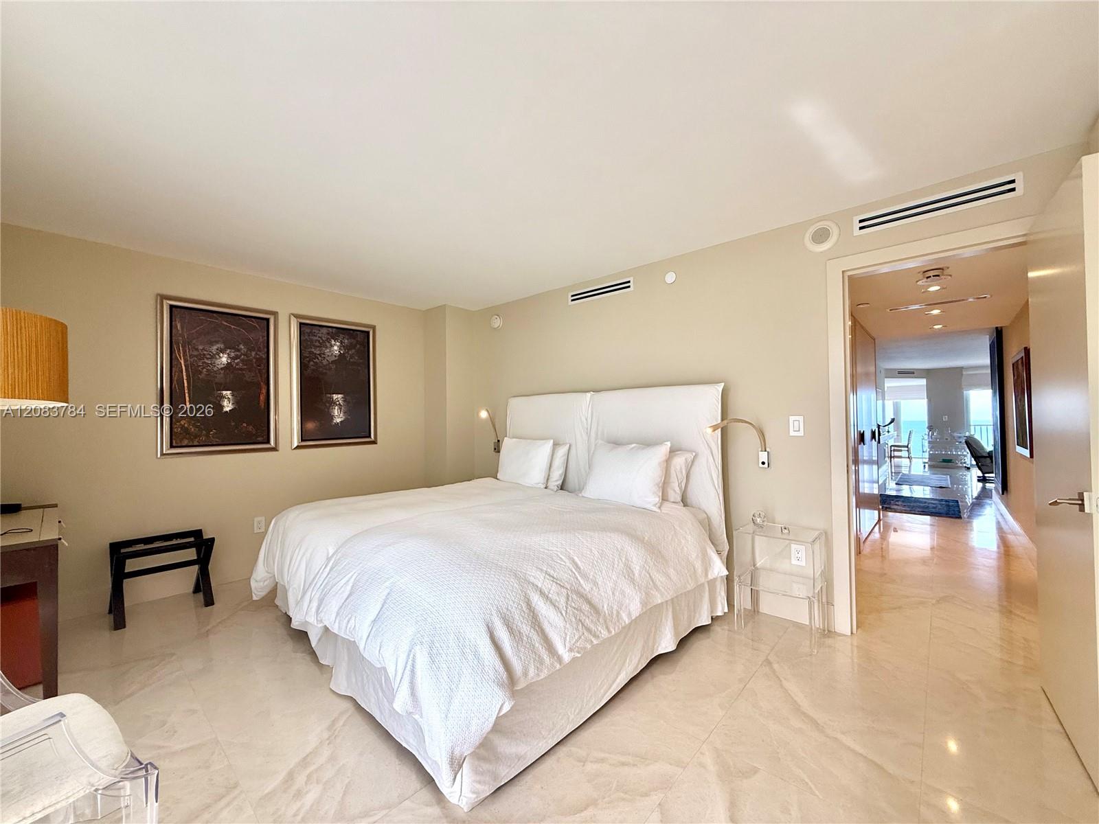 881 Ocean Drive 25e Property Photo 24