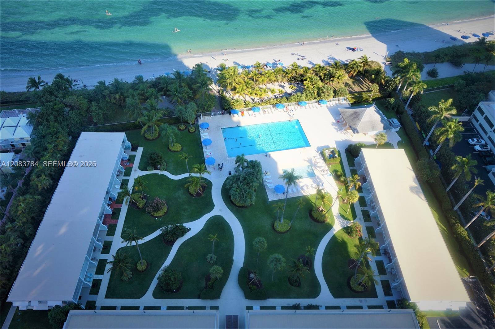 881 Ocean Drive 25e Property Photo 31