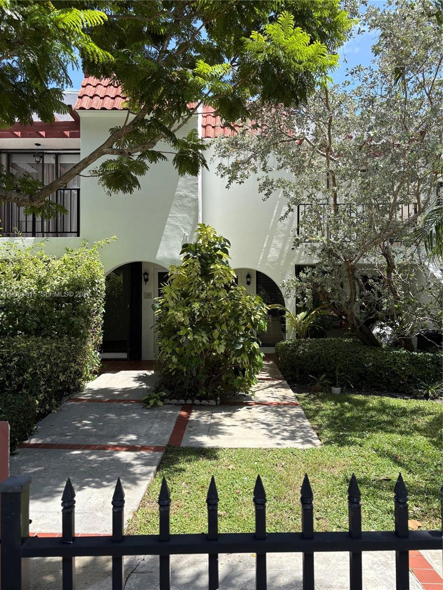 A12083815 Property Photo 1