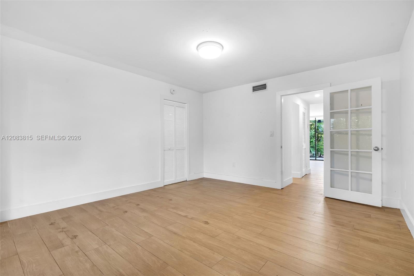 A12083815 Property Photo 12